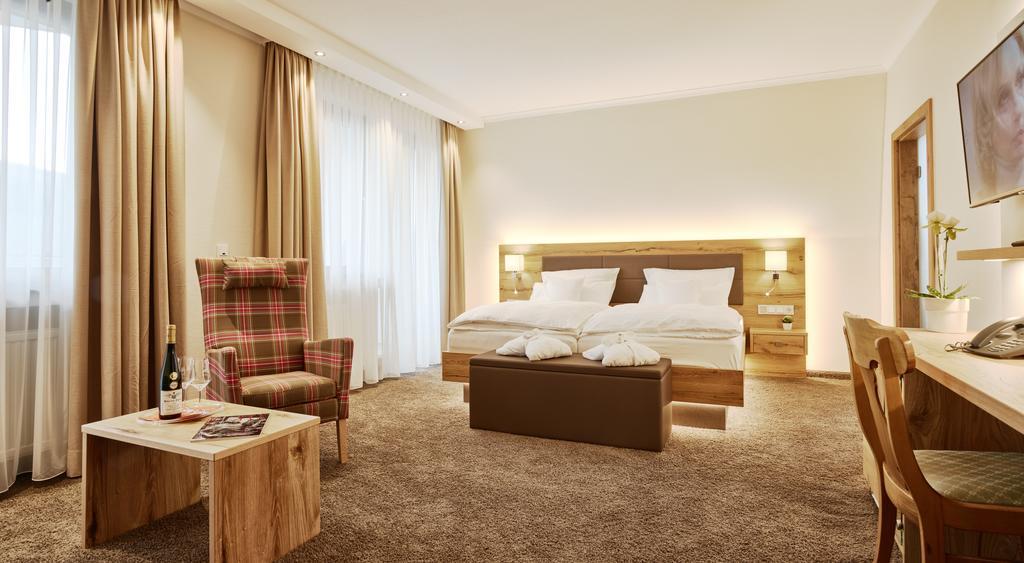 Hotel Weis Mertesdorf Exterior photo